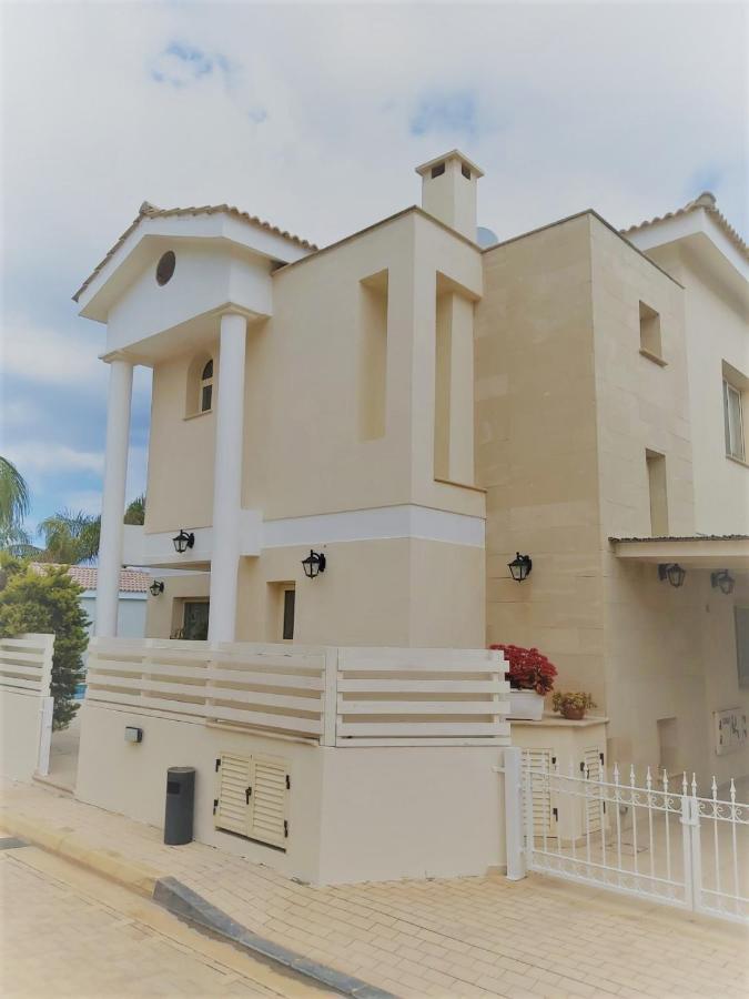 Anthorina Villa 9 بروتاراس المظهر الخارجي الصورة